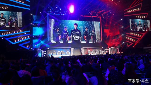 LPL春季赛今日海报比拼：RA-京疲力尽,WE-第十五战,TT-莫停歇